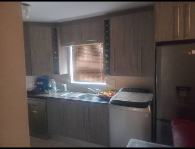 2 BEDROOM HOUSE FOR SALE IN MOTHERWELL NU 5